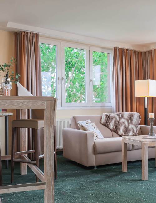 Living area of a suite in the Suite Hotel Leipzig